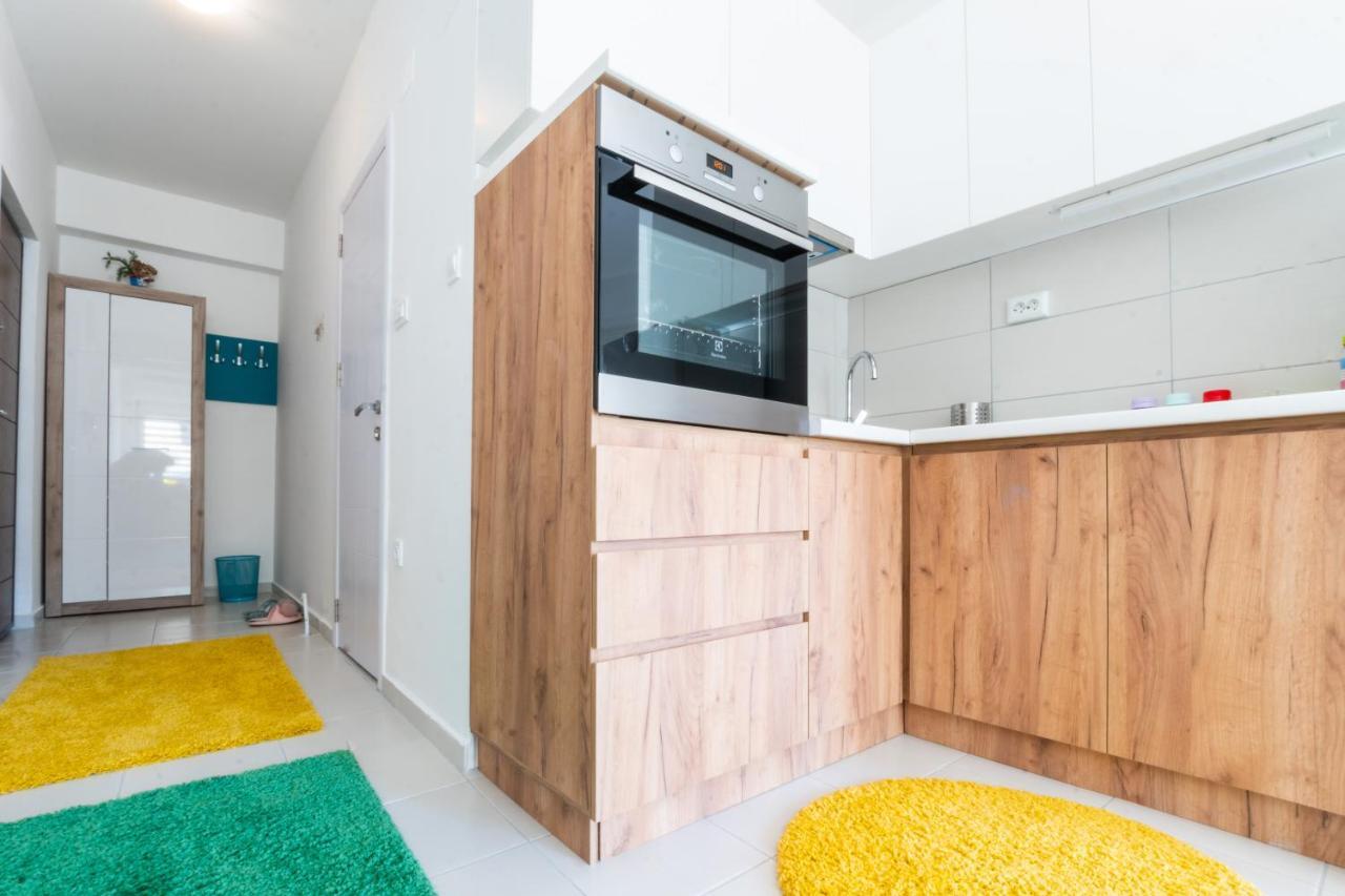 • Charming ǀ Near City Mall ǀ 1Br • Apartman Szkopje Kültér fotó